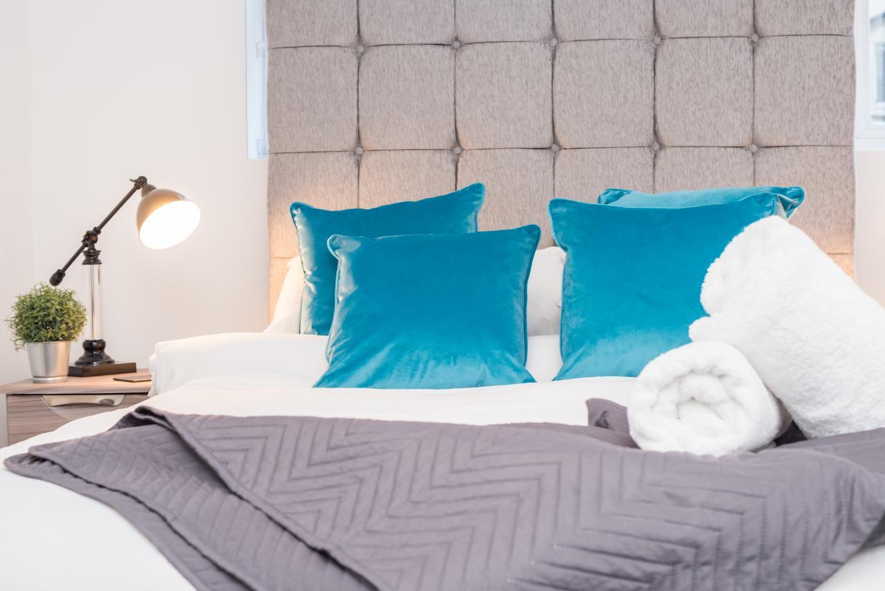 Sutherland Avenue Apartment London